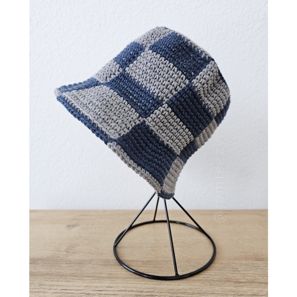 Checkered Crochet Bucket Hat - Navy/Gray (Handmade) - Picture 3 of 11